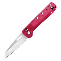 Nůž FREE K2 Crimson, Leatherman - Moderní kapesní nůž s technologií magnetického zavíráním a možností personifikace. Gravírujeme přesným vláknovým laserem, expedice do 24h.